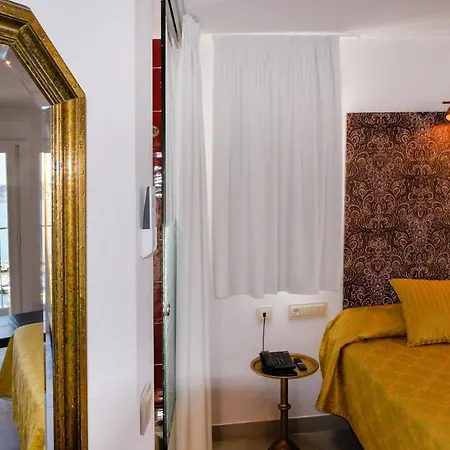 Hotel Clopy Mirador Del Castillo Benidorm